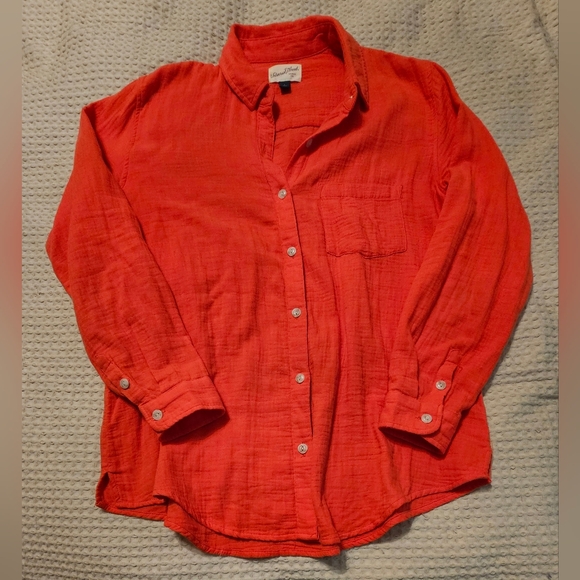 Universal Thread Button Down‎ - Target - Picture 2 of 8